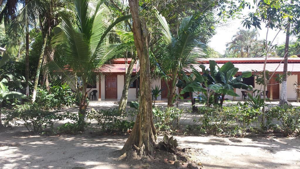 Yucca Beachfront Hotel Puerto Viejo de Talamanca Exterior foto